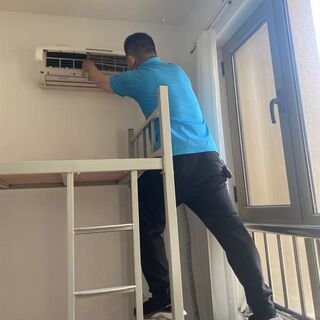 太原附近空调维修电话,就近上门维修空调加氟移机图片